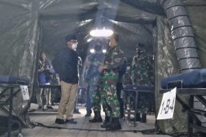 Walikota Malang, Drs H Sutiaji meninjau lokasi RSL dr Soepraoen. (jaz) - RSL dr Soepraoen Siap Tampung 228 Isoman Ringan