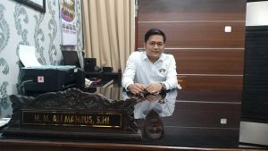 Interplasi Tapal Batas Kawah Ijen Jalan Terus