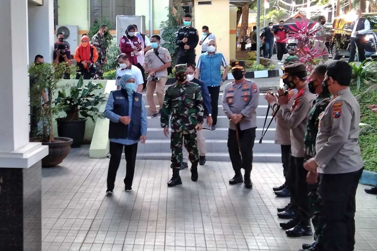 Kedatangan Khofifah Indar Parawansa di BPSDM. (jaz) - Jelang Kedatangan Menko Marves, Begini Kata Sutiaji Terkait Selisih Data