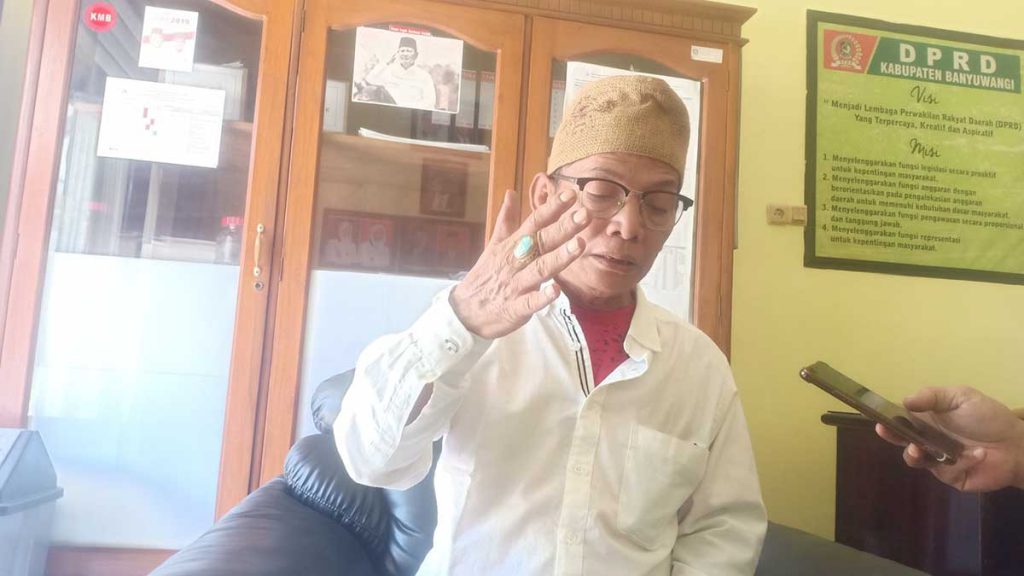 Ketua Pansus Kapal LCT Sritanjung, H. Noval (Foto: Aras Sugiarto Memo-X) - LCT Kapal Sritanjung Jadi Barang Rongsokan Dan Disoal Ormas, Pansus Kapal Sritanjung DPRD Banyuwangi Beberkan 5 Rekomendasi