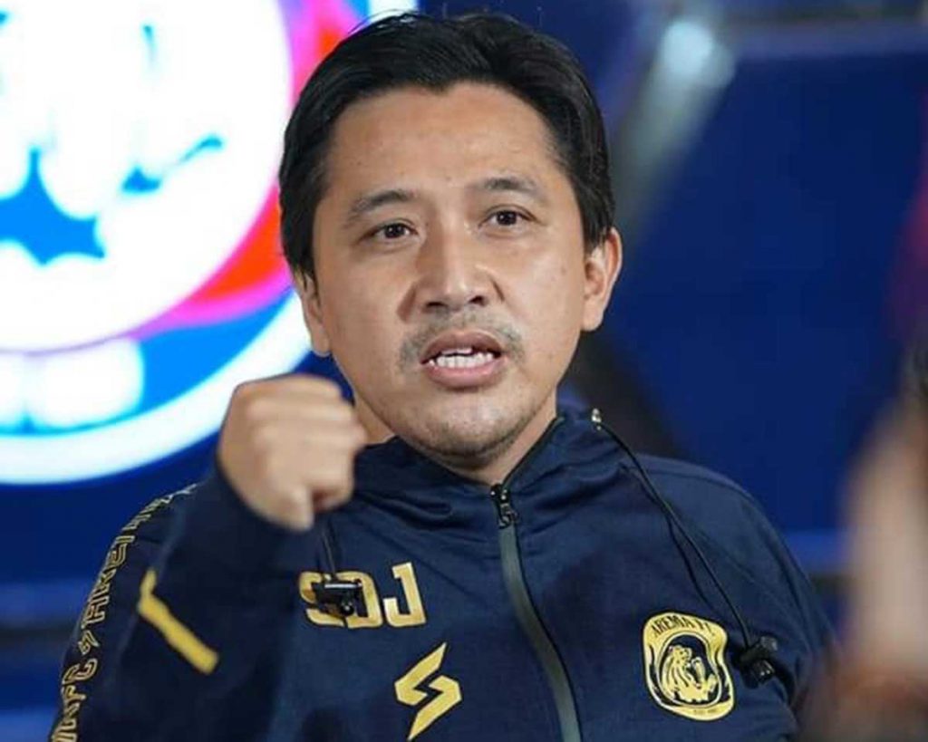 Media officer Arema FC, Sudarmaji. (ist) - Arema FC Surati Tiga Kepala Daerah, Pinta Kenakan Atribut Arema pada 11 Agustus