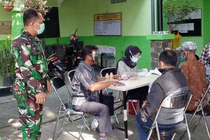 Penyaluran bansos DPRD Kota Malang kepada warga Klojen. (ist) - 1.591 Warga Klojen Terima Bansos dari DPRD Kota Malang