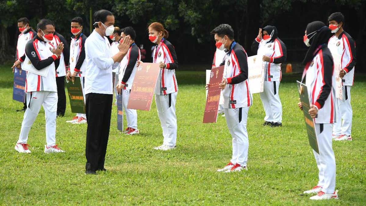 Pemberian bonus atlet olimpiade. (ist) - Jokowi Beri Bonus Atlet Olimpiade, Segini Nominalnya