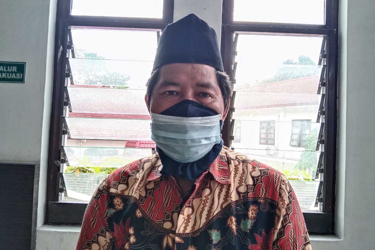 Kepala BAZNAS Kota Malang, Sulaiman menjelaskan, program beasiswa untuk yatim covid. (jaz) - BAZNAS Mendata Anak Terdampak Covid-19