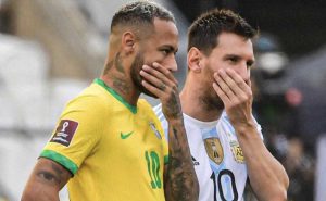 Baru Jalan 6 Menit, Pertandingan Brasil VS Argentina Dihentikan