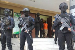 Penangkapan teroris. (ist) - Densus 88 Ciduk Terduga Teroris di Bekasi dan Petamburan