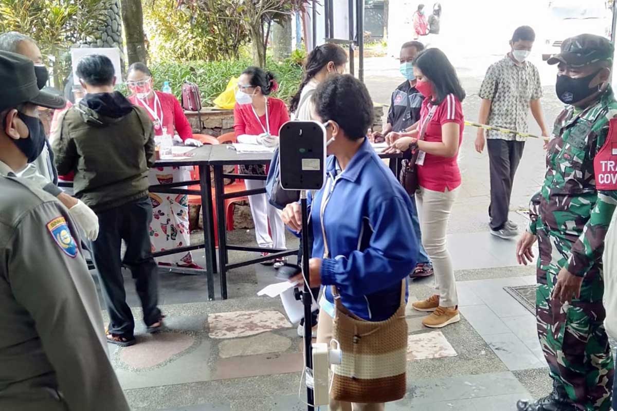 Pengawasan mulai dari pendaftaran agar tidak terjadi penumpukan dan taat prokes. (ist) - Genjot Vaksinasi Dosis 2, Penuhi Target Herd Immunity Maksimal