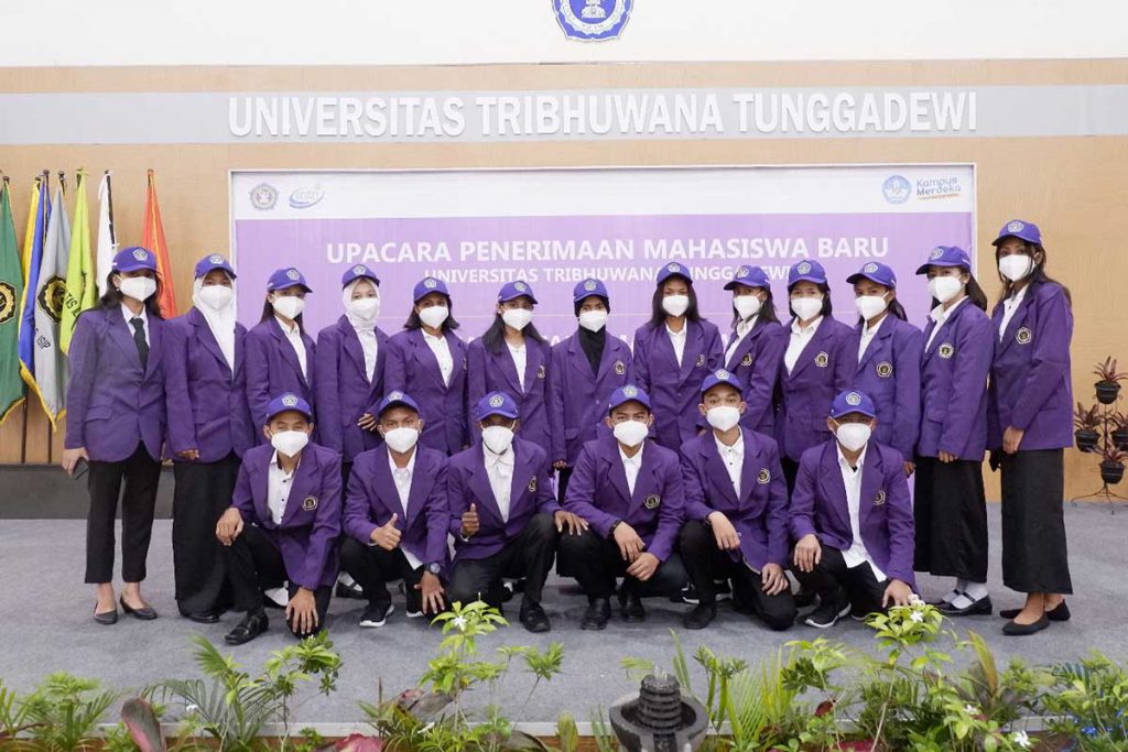 Perwakilan Maba dari tiap prodi. (ist) - Meski Pandemi, Unitri Terima 1.807 Mahasiswa Baru