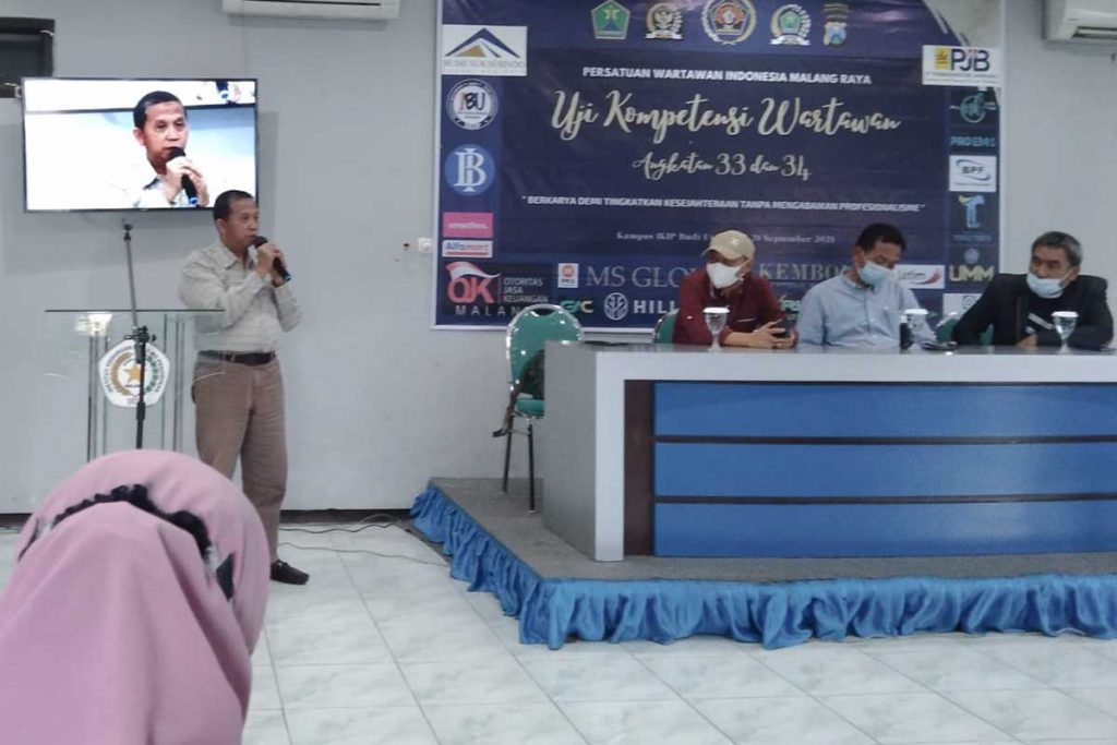 Salah satu Asesor PWI Pusat Djoko Tetuko. (jaz) - PWI Malang Raya Sukses Gelar UKW Angkatan 33 dan 34