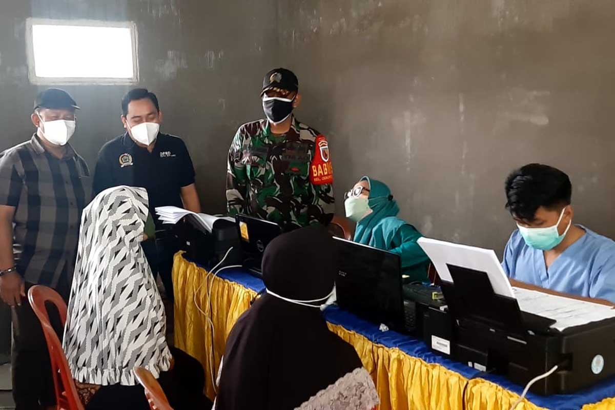 Vaksinasi bagi warga RW 02 sampai RW 04 Kelurahan Cemorokandang. (ist) - Anggota DPRD Kota Malang Dampingi Vaksinasi Cemorokandang