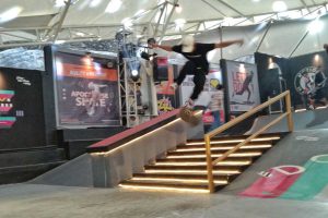Beberapa aksi guestar ikut meramaikan pembukaan Apocalypse Fest 1.0. (jaz) - Apocalypse Fest 1.0 Resmi Dibuka, Cicipi Venue Skatepark Internasional