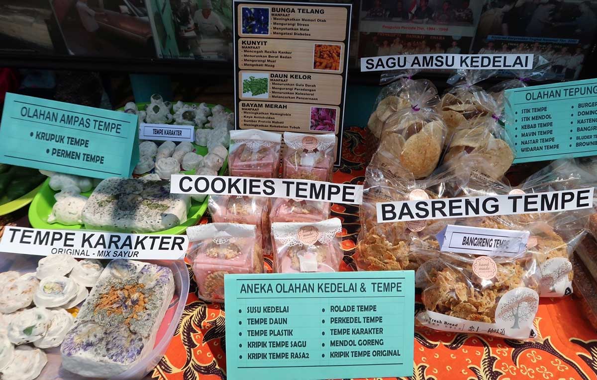 Beragam produk olahan dan turunan tempe. (ist) - Bangkit dari Pandemi, Kampung Sanan Inovasi Tempe Hingga Limbah Jadi Beragam Produk