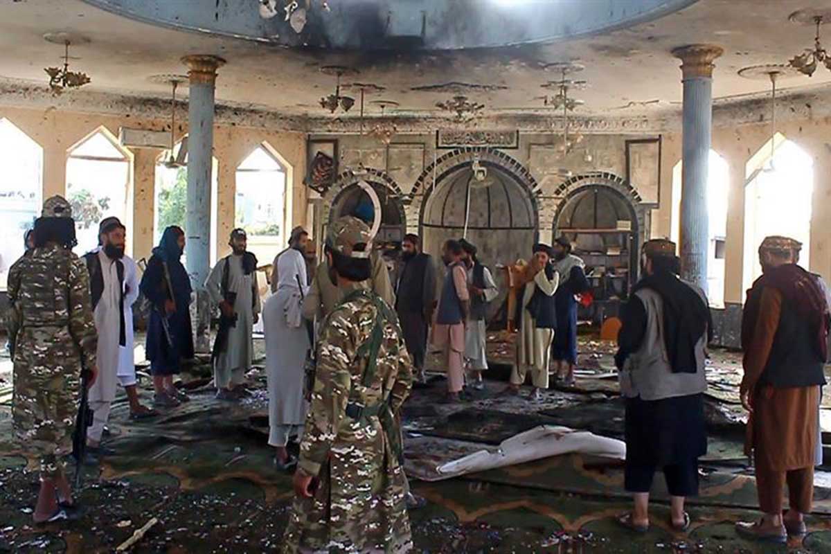 Bom bunuh diri di Masjid Syiah Afghanistan. (ist) - Puluhan Orang Tewas Akibat Bom ISIS di Masjid Syiah Afghanistan