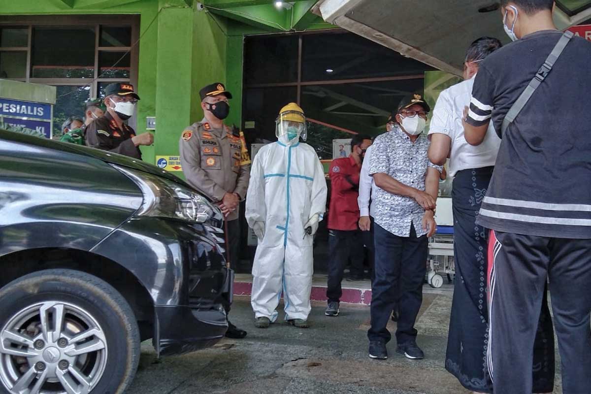Ilustrasi pasien covid-19 di RSSA. (jaz) - Kasus Aktif Menurun, RSSA Imbau Tetap Waspada