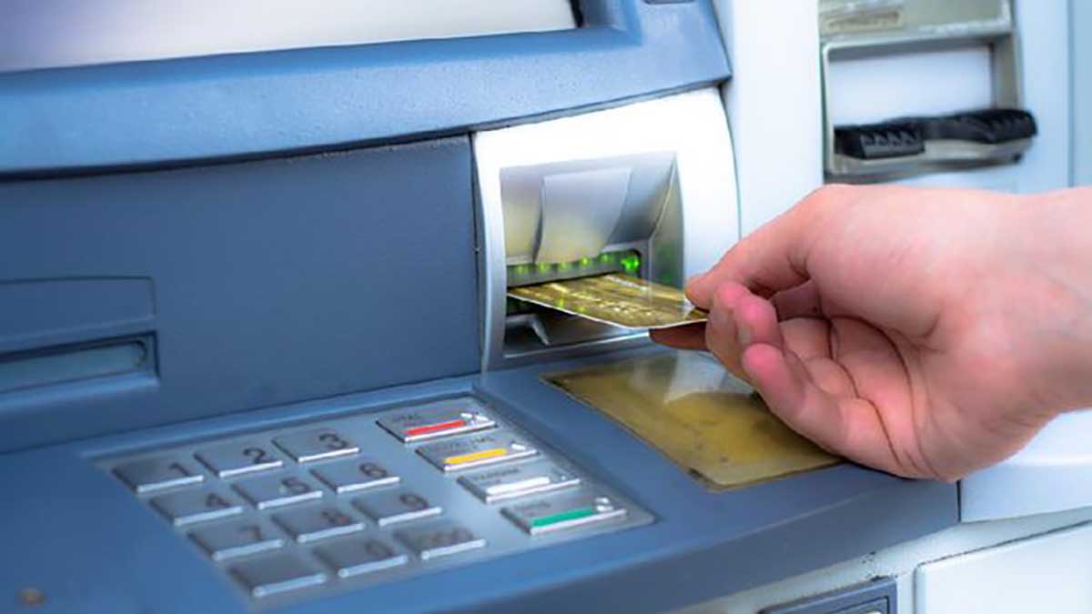 Mesin ATM. (ist) - Biaya Transfer Antar Bank Akan Turun Jadi Rp2.500