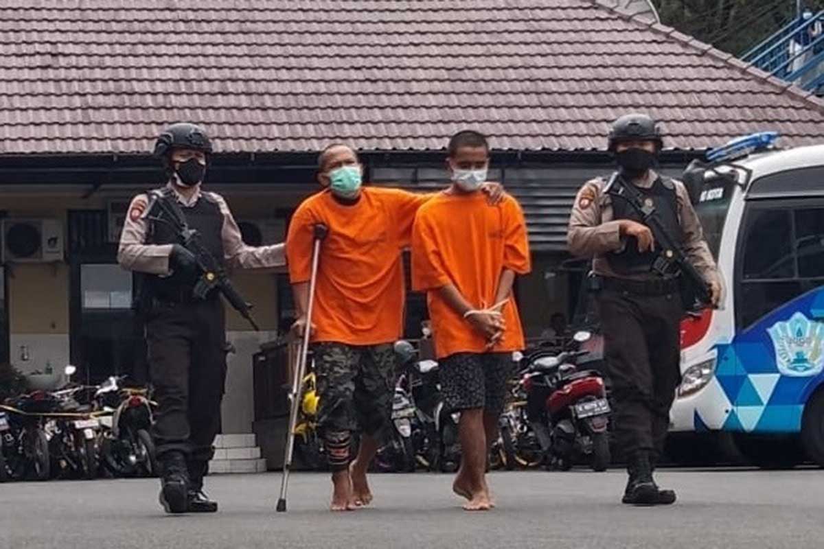 Pelaku curanmor berhasil diamankan Polresta Malang Kota. (jaz) - Dua Pelaku Curanmor Bersenjata Airsoft Gun Keok Dibekuk Polresta Makota