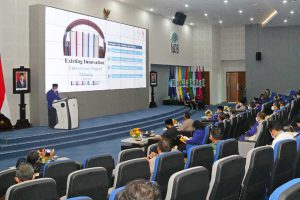 Rektor UM, Prof Dr AH Rofi’uddin dalam pidato Dies Natalis ke-67 UM. (ist) - Beragam Prestasi dan Inovasi Jadi Kado Dies Natalis ke-67 UM
