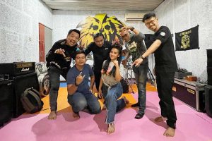 d'Kross bakal kolaborasi bersama Clara Gopa. (ist) - Gandeng Clara Gopa Duo Semangka, Teka-teki d'Kross Kolaborasi Penyanyi Ibukota Terjawab