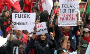 Demo buruh. (ist) - Buruh Gelar Demo Serentak di Sejumlah Kota Tolak Kenaikan UMP 2022