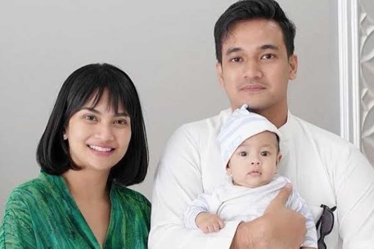 Keluarga Vanessa Angel. (ist) - Anak Vanessa Angel Selamat, Namun Alami Memar di Wajah