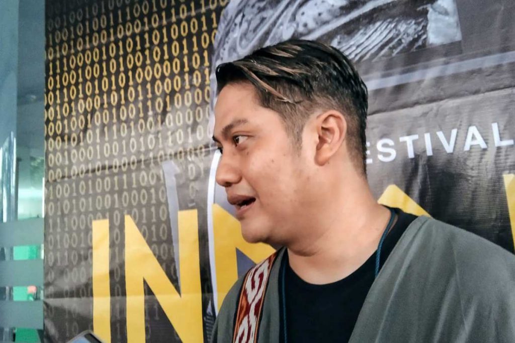 Koordinator Malang Creative Fusion, Vicky Arief Herinadharma SKom, menjelaskan event ke-VI Festival Mbois. (jaz) - Festival Mbois, Landscape Kota Malang Gudangnya UMKM dan Industri Kreatif