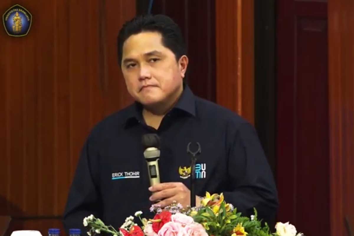 Menteri BUMN Erick Thohir saat menyampaikan orasi ilmiah Globalization and Digitalization. (rhd) - Erick Thohir: Ada Tiga Tantangan Milenial di Era Global dan Digitalisasi