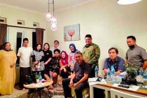 Panitia Muskerwil HPN usai koordinasi persiapan. (ist) - 38 Pengcab Sukseskan Muskerwil PW HPN Jatim 2021