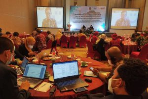 Para peserta menyimak penamparan narasumber. (rhd) - FKPT-TPI Rumuskan Kurikulum MBKM dan Petani Milenial