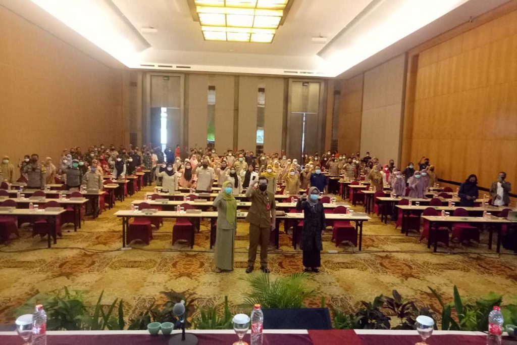 Para peserta monev dari Babinsa-Bhabinkamtibmas dan nakes. (ist) - Waspadai Gelombang 3, Dinkes Monev Petugas Tracer Covid-19