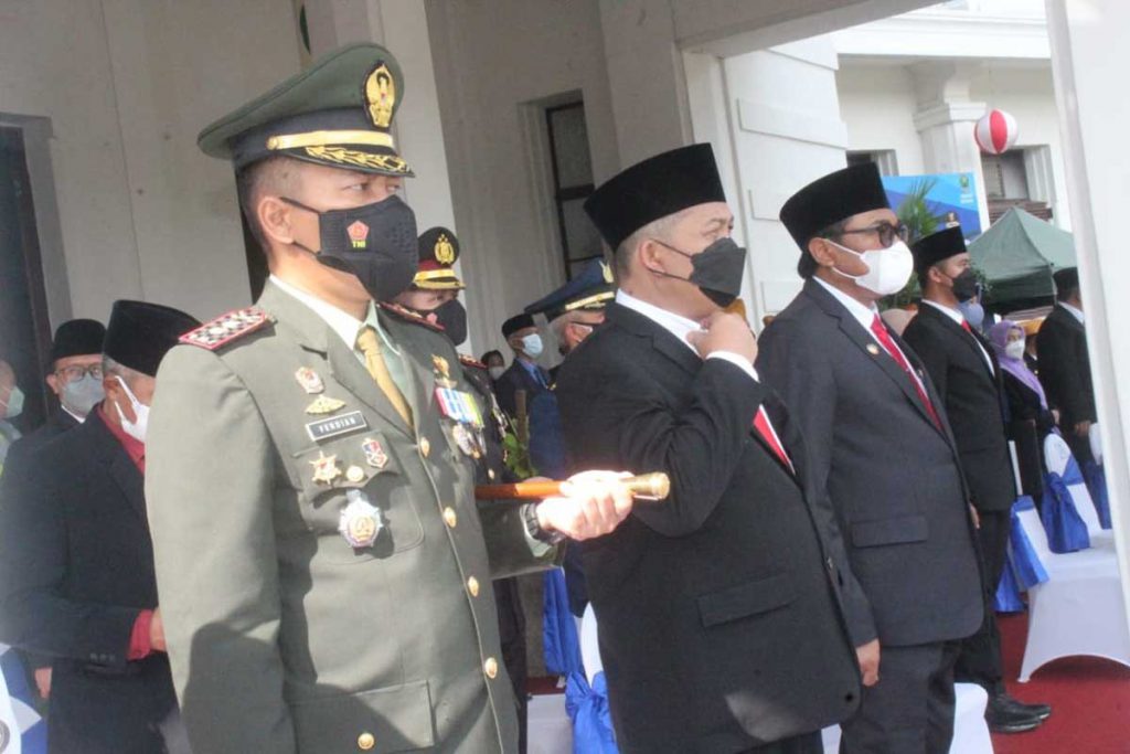 Peserta Upacara Hari Pahlawan di Balaikota Malang. (ist) - Sutiaji: Milenial Penerus Bangsa Berjuang Kembangkan Talenta