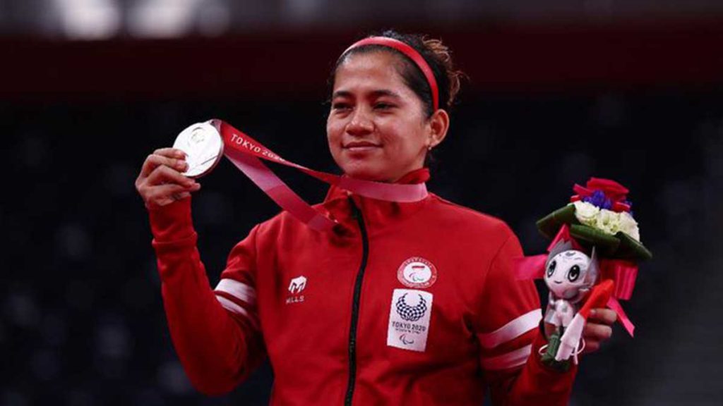 Atlet para badminton Leani Ratri Oktila. (ist) - Greysia/Apriyani dan Leani Terima Penghargaan dari BWF