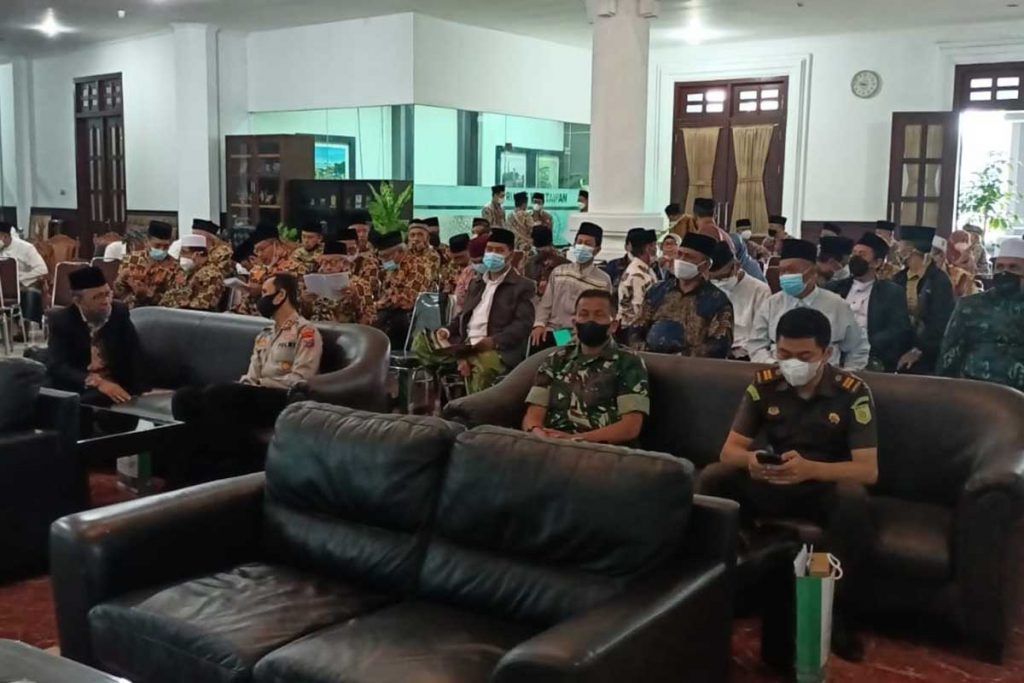 Para tamu undangan yang hadir. (ist) - Pengukuhan Pengurus MUI Kecamatan se-Kota Malang
