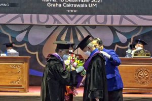 Prosesi pengukuhan Guru Besar Universitas Negeri Malang di Graha Cakrawala. (ist) - Lagi, UM Tambah Lima Guru Besar dari Beberapa Bidang Keilmuan