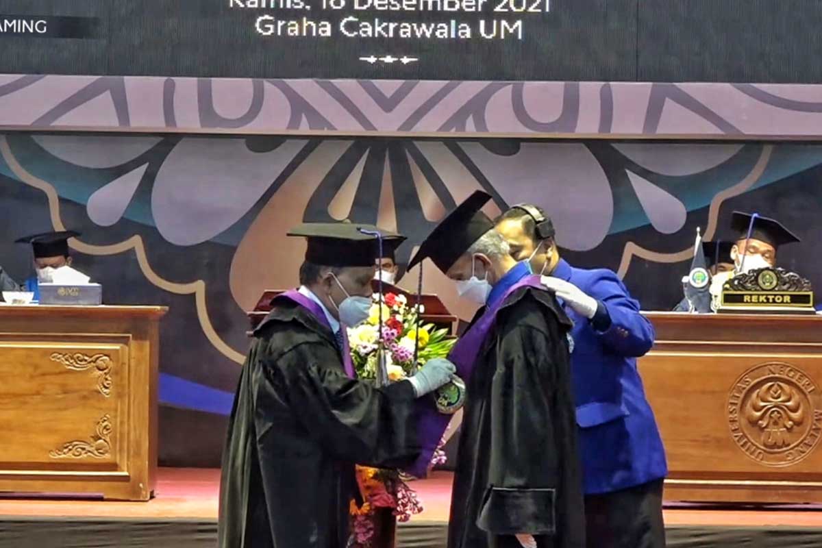 Prosesi pengukuhan Guru Besar Universitas Negeri Malang di Graha Cakrawala. (ist) - Lagi, UM Tambah Lima Guru Besar dari Beberapa Bidang Keilmuan