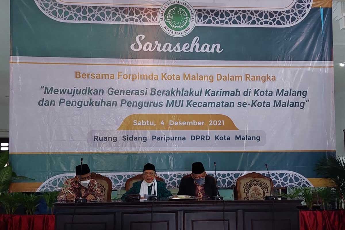 Sarasehan bersama Forpimda Kota Malang, serta pengukuhan Pengurus MUI Kecamatan se-Kota Malang. (ist) - Pengukuhan Pengurus MUI Kecamatan se-Kota Malang