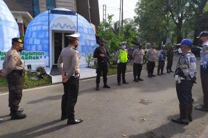 Sejumlah tim gabungan siap melakukan pengamanan di sejumlah pospam dan posyan. (ist) - Ops Lilin Semeru 2021 Perketat Pengamanan Nataru di Sejumlah Pospam dan Posyan