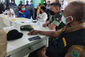 Walikota Malang bersama jajaran Forkopimda saat di Depo Pertamina. (rhd) - Estimasi Kebutuhan BBM Baik Lima Persen Saat Nataru