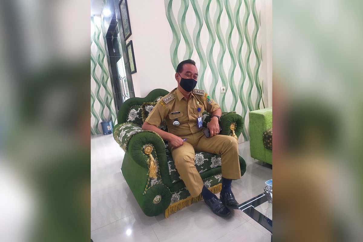 Camat Songgon, Hardiono. (Foto: Kuryanto) - LSM Rejowangi Akan Laporkan Oknum Pemotong Bansos PKH dan BPNT