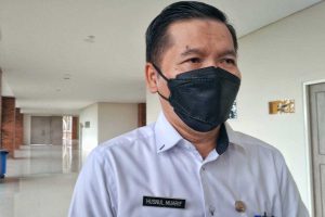 Kadinkes Kota Malang, dr Husnul Muarif, menjelaskan perkembangan PPKM Level I. (jaz) - Kota Malang Masuk Level II, Kadinkes: Data Nyangkut ke Kemenkes