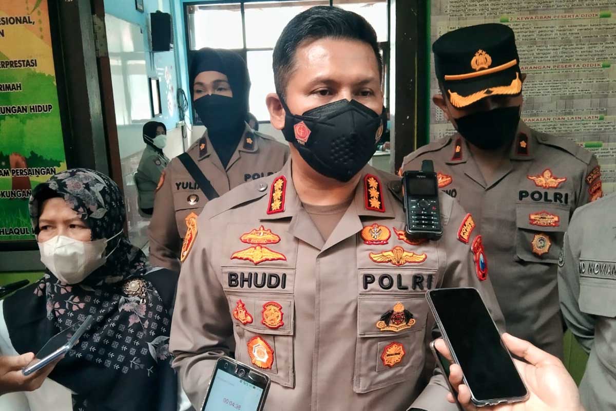 Kapolresta Makota jelaskan masih menunggu juknis vaksinasi Covid-19 Boster. (jaz) - Kapolresta Makota Tunggu Instruksi Vaksinasi Booster