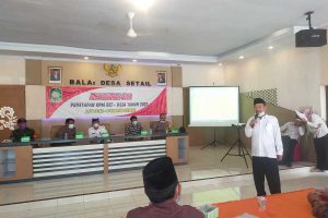 Kepala Desa Setail, Saifuddin ketika memberi sambutan di acara Musyawarah Desa (Musdes), bertempat di aula Desa Setail, Rabu (18/1/2022) - 156 Keluarga Kurang Mampu Desa Setail Bakal Dapat BLT