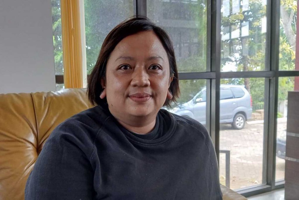 Ketua Umum PKL Alun-alun Batu, Puspita Herdysari. (ws3) - Diskumindag dan BPJSTK Bentuk Relawan, Targetkan Seluruh PKL Batu Terlindungi