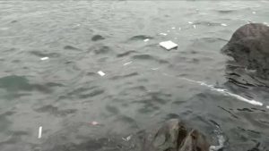Limbah Bekas Kemasan Rapid Test Antigen Mencemari Selat Bali