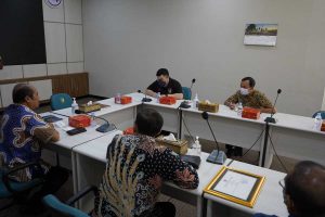 Mas Dhito saat melakukan pertemuan dengan Badan Pertanahan Nasional (BPN) Kabupaten Kediri. (Memo X/im-mid) - Mas Dhito Genjot Sertifikasi Tanah di Kabupaten Kediri