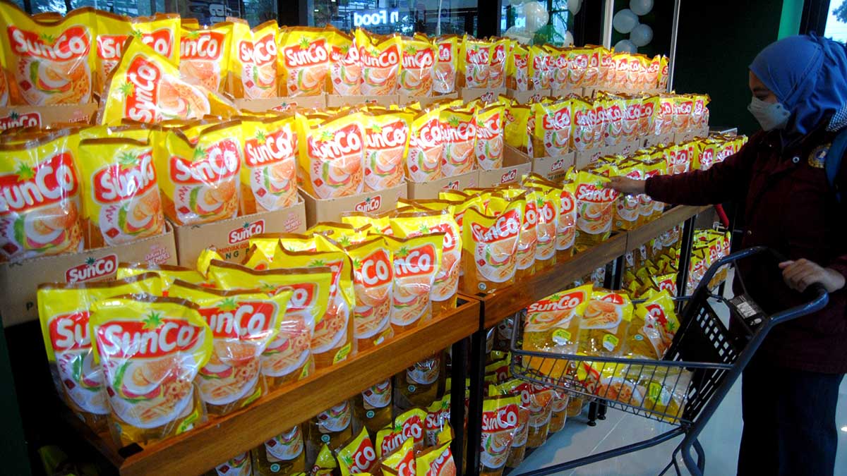 Minyak goreng. (ist) - Kemendag Tetapkan DMO dan DPO, Harga Minyak Goreng Rp 13.500 Per 1 Februari 2022