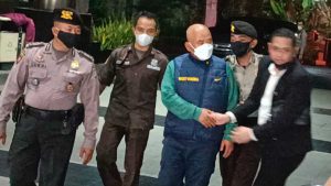 Penangkapan Wali Kota Bekasi Rahmat Effendi. (ist) - Terjaring OTT, Wali Kota Bekasi Terkait Suap Proyek dan Jual Beli Jabatan