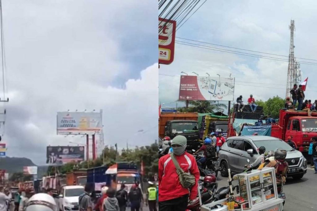 Ratusan massa sopir truk ketika menggelar aksi menuntut pemerintah agar mencabut pemberlakuan Over Demension dan Overload (ODOL) dicabut karena sangat merugikan sopir truk, bertempat di pelabuhan penyeberangan Ketapang, Banyuwangi, Senin (3/1/2022). (Foto: Aras Sugiarto, SERU.co.id) - Tolak ODOL, Ratusan Sopir Gelar Demo di Pelabuhan Ketapang, Jalur Banyuwangi-Situbondo Macet