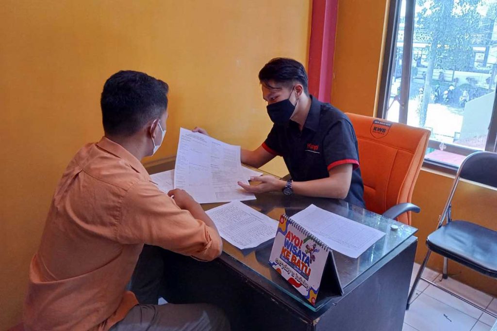 Suasana pendaftaran Duta Wisata Batu di lantai dua Batu Tourism Mall. (ws3) - Disparta Batu Bikin Spot Selfie, Gaet Wisatawan Kunjungi Batu Tourism Mall