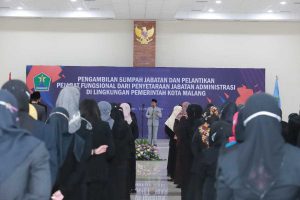 Walikota Malang Sutiaji melantik 180 pejabat fungsional. (ist) - Walikota Lantik 180 Pejabat Fungsional, Berharap Permudah Birokrasi
