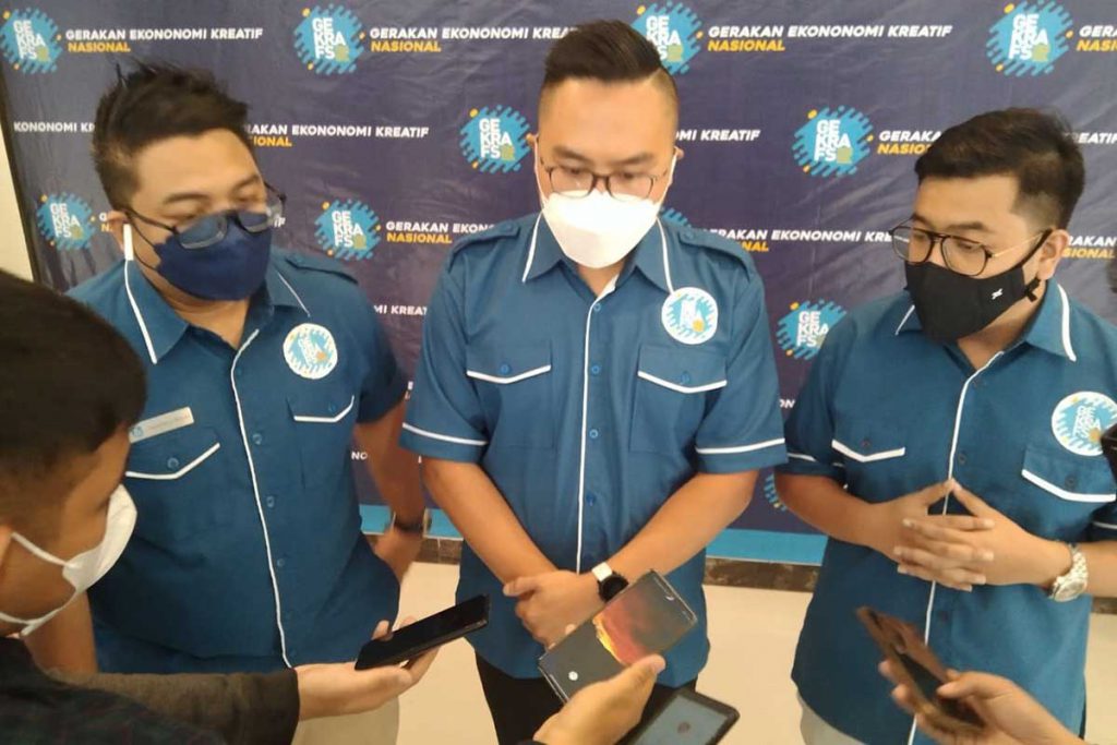 DPP, DPW dan DPC Gekrafs memberikan keterangan perkembangan hingga proker kepengurusan. (jaz) - Gekrafs Kota Malang Dilantik, Siap Berkolaborasi Pelaku Ekraf